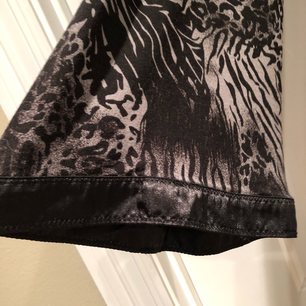 Kim Parrish Black Animal Print Top Size Small - Picture 3 of 8